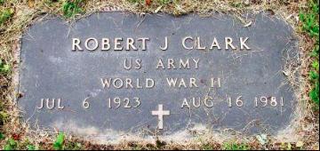 CLARK-Robert John-WWII-AAC-headstone.jpg