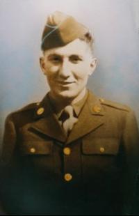 GLAVAN-Louis John-WWII-AAC-uniform