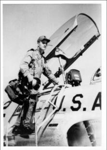HAGEN-Robert Alan-Vietnam-USAF-uniform.jpg