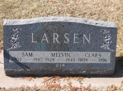 LARSEN-Melvin Robert-WWII-Navy-headstone.jpg