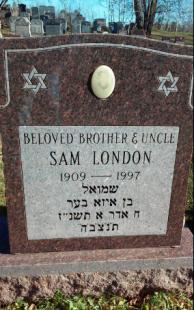 LONDON-Sam-WWII-Army-headstone.jpg
