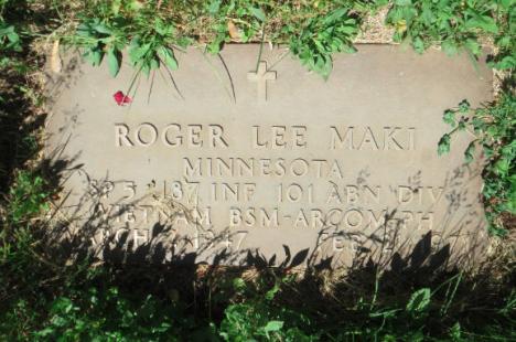 MAKI-Roger Lee-Vietnam-Army-headstone.jpg