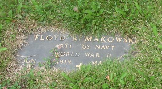 MAKOWSKI-Floyd Raymond-WWII-Navy-headstone.jpg