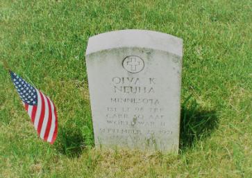 NEUHA-Oiva K-WWII-USAAC-headstone.jpg