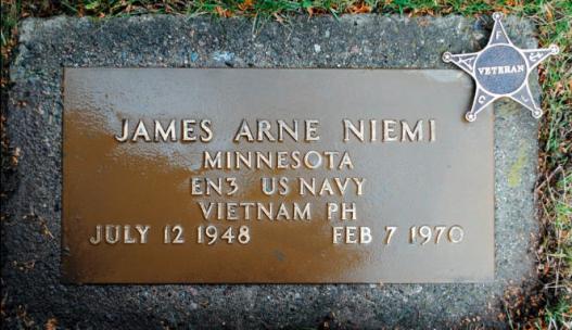 NIEMI-James Arne-Vietnam-Navy-headstone.jpg