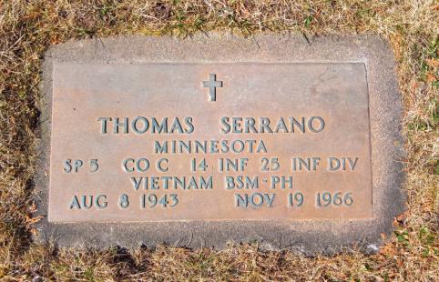 SERRANO-Thomas Robert-Vietnam-Army-headstone.jpg