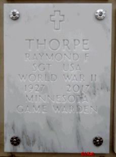THORPE-Raymond Floyd-WWII-Army-headstone.jpg